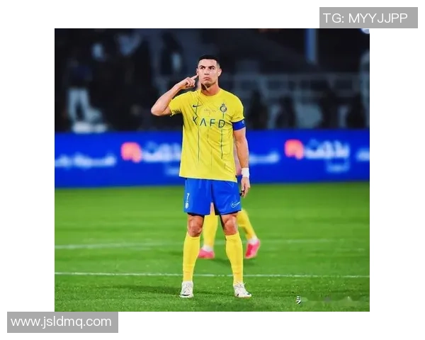 C罗近期表现稳定为沙特联赛注入新活力 打破多项纪录继续挑战巅峰